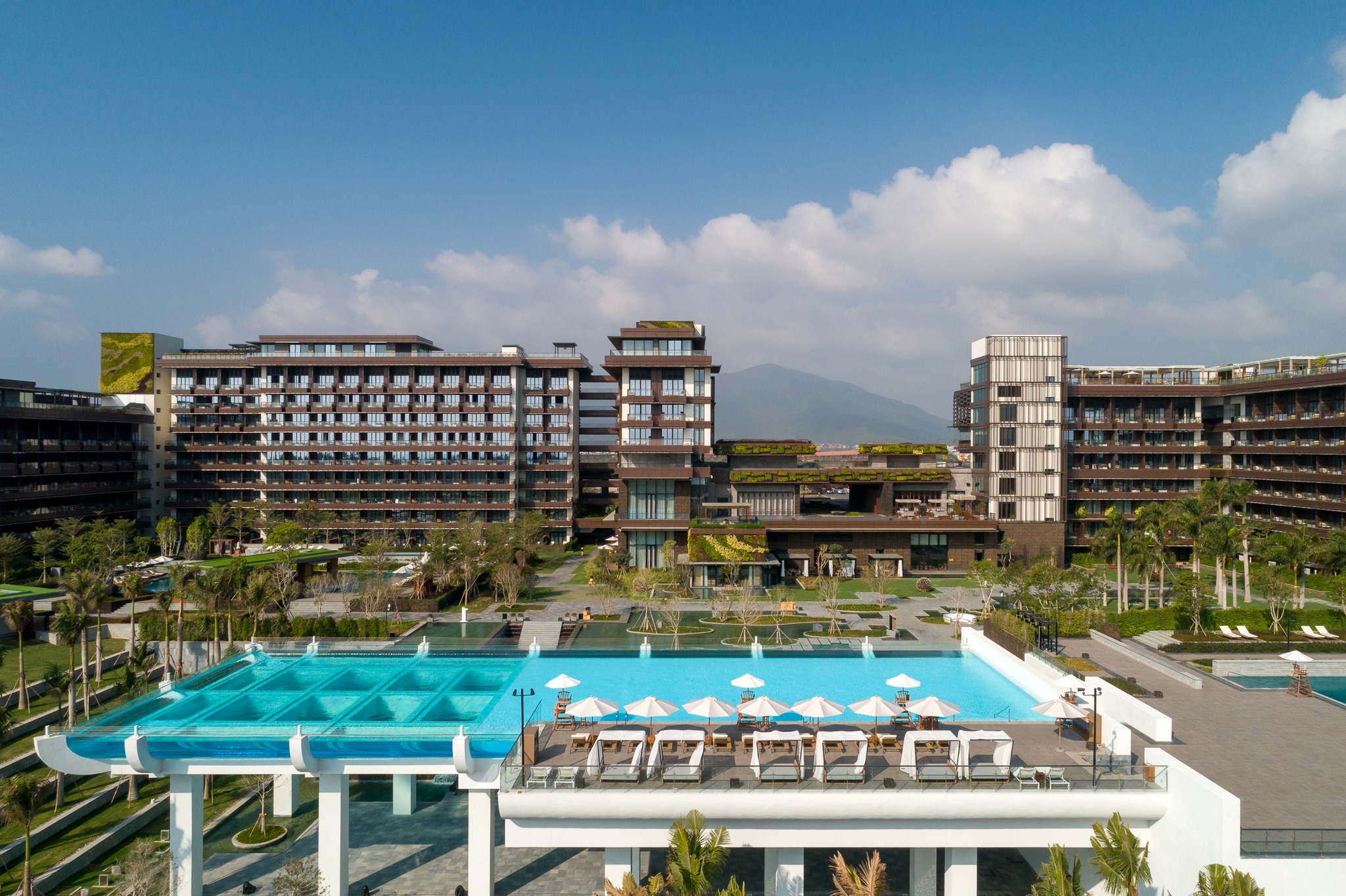 1 HOTEL HAITANG BAY